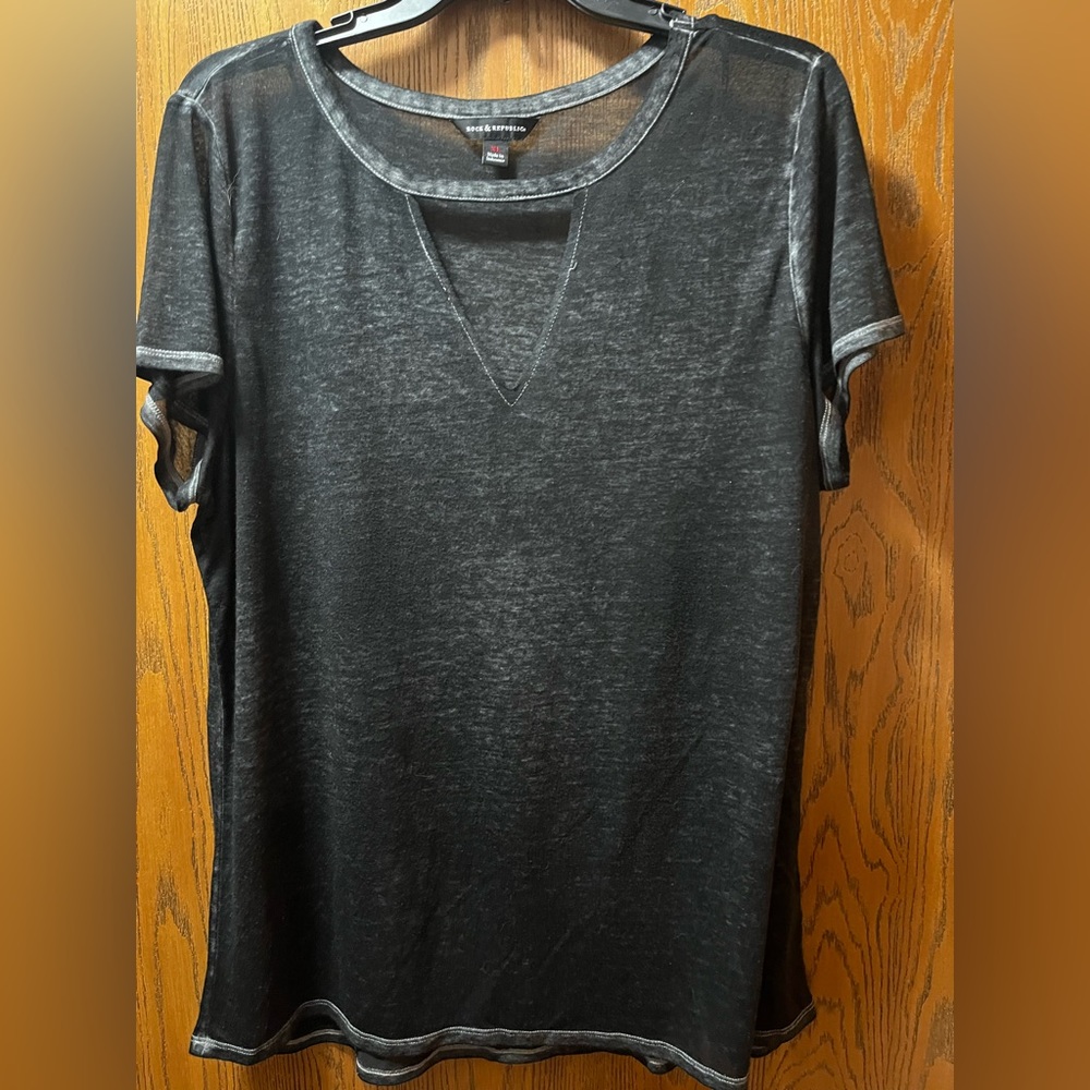 Woman’s XL Rock & Republic Black Sheer Shirt